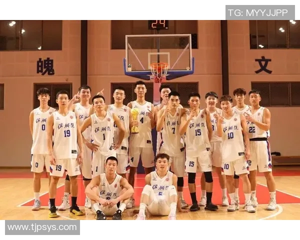 杭州篮球队实力强劲荣登全国排行榜第十名展现出色竞技水平与团队合作精神