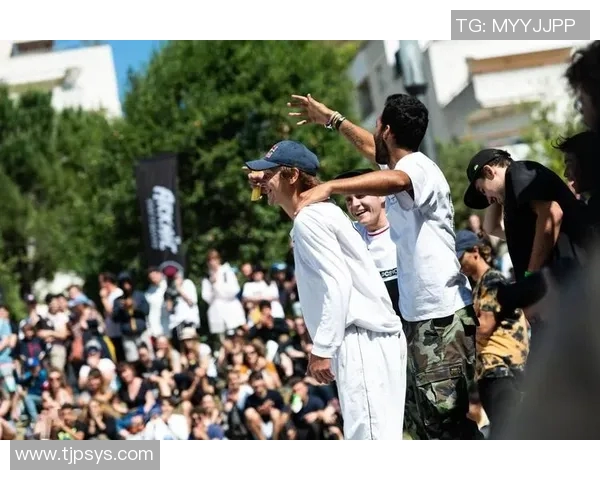 极限运动嘉年华精彩回顾南京街舞队默契配合引人瞩目